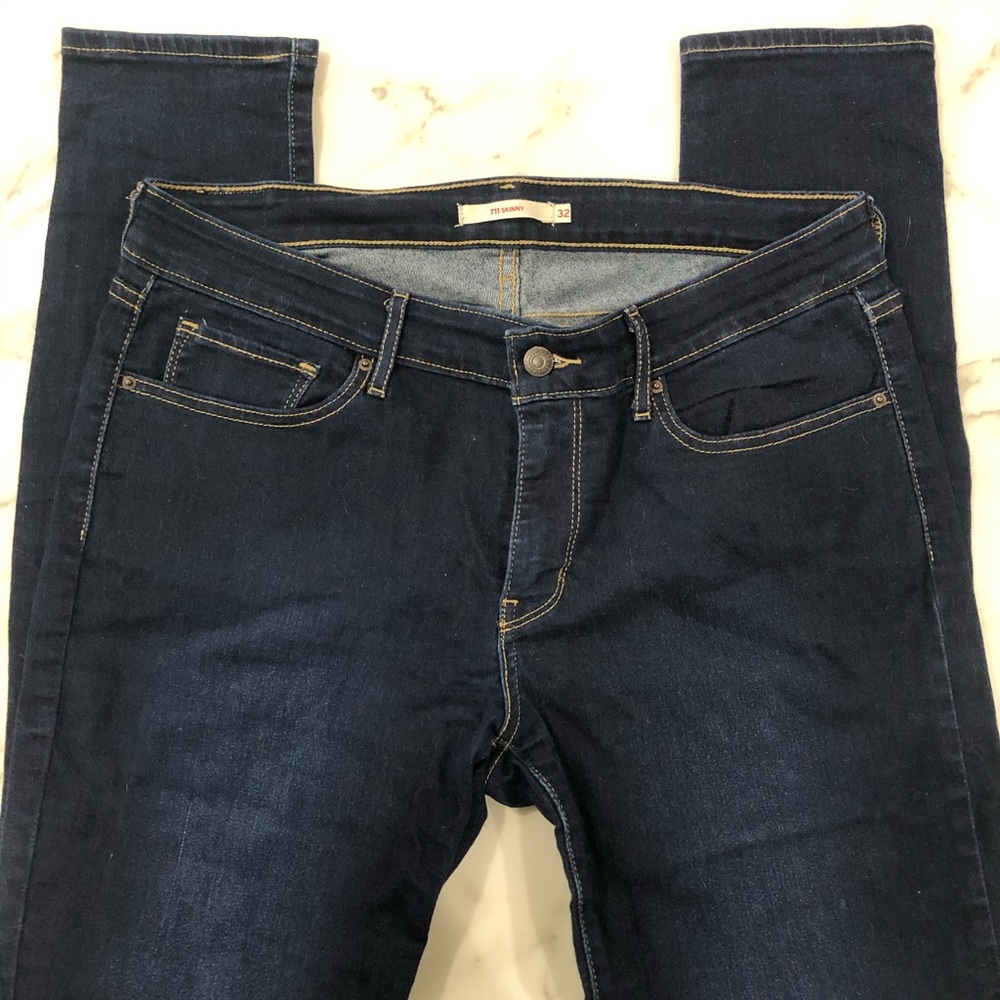 Levi’s skinny jeans women’s size 32